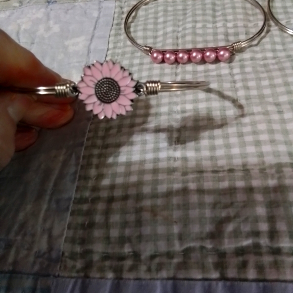 SET OF THREE LUCA & DANNI BREAST CANCER AWARENESS BRACELETS - Picture 2 of 9